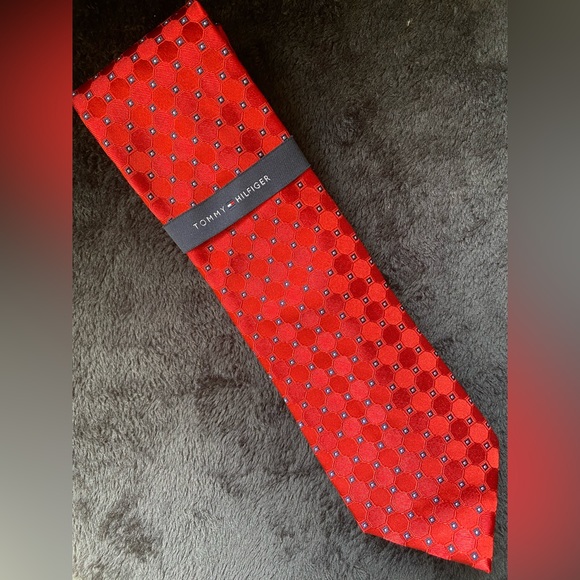 Tommy Hilfiger Other - Tommy Hilfiger Silk Tie